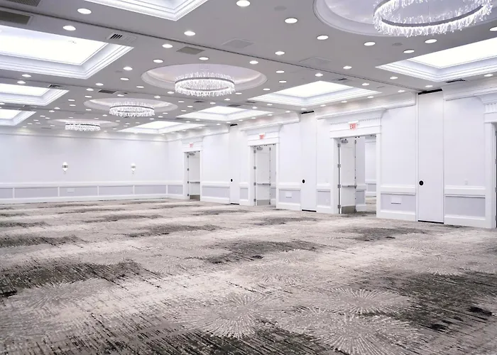 Crowne Plaza Providence-Warwick